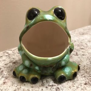 Vintage Ceramic Big Mouth Frog Sponge Holder